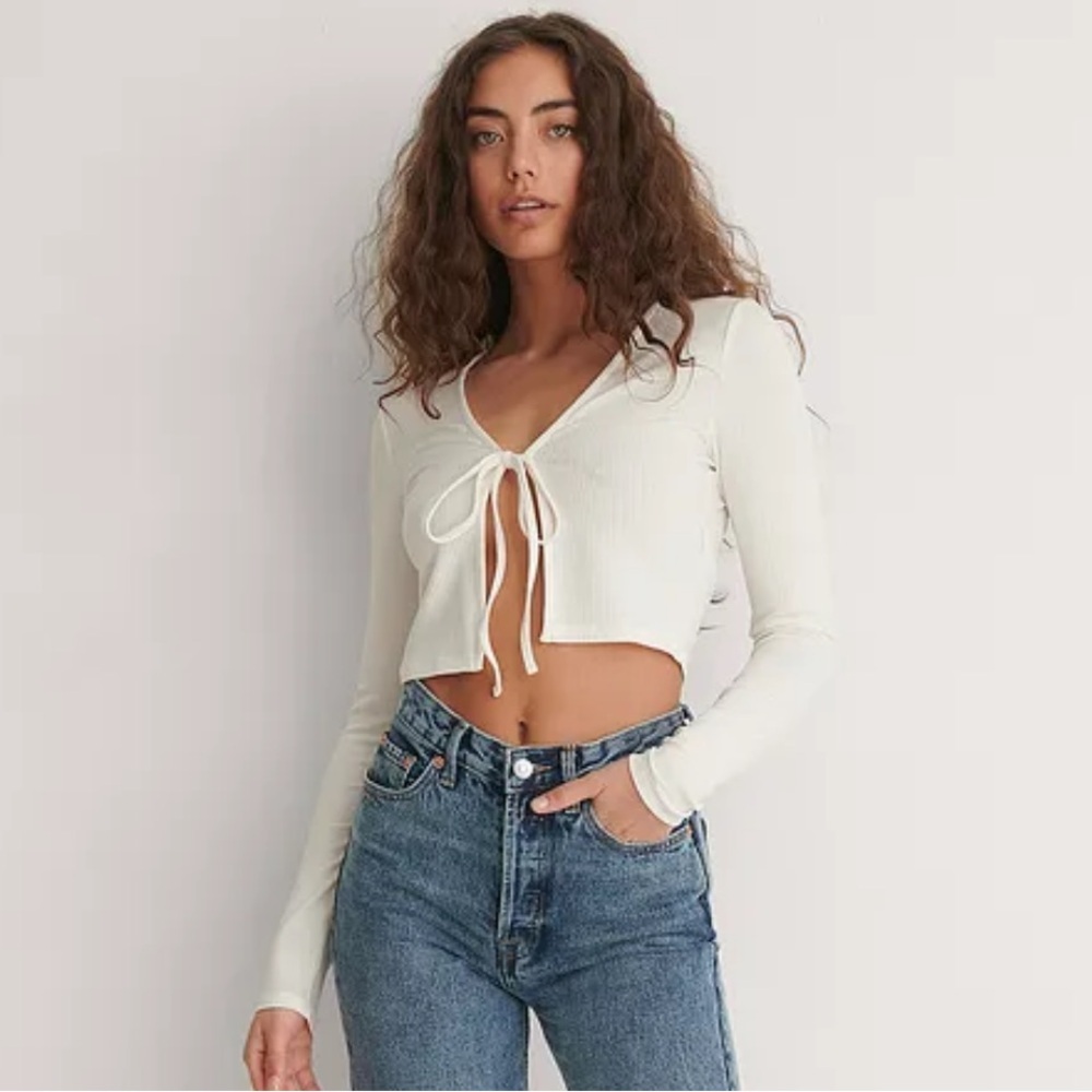 NWOT RARE NastyGal Open Tie Cardigan in Cream Size M - Picture 3 of 16